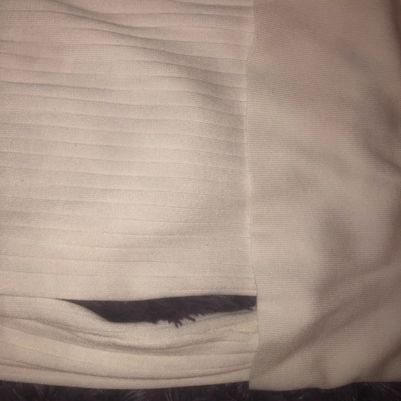 Windsor Open Shoulder Ribbed Top - Picture 1 of 2